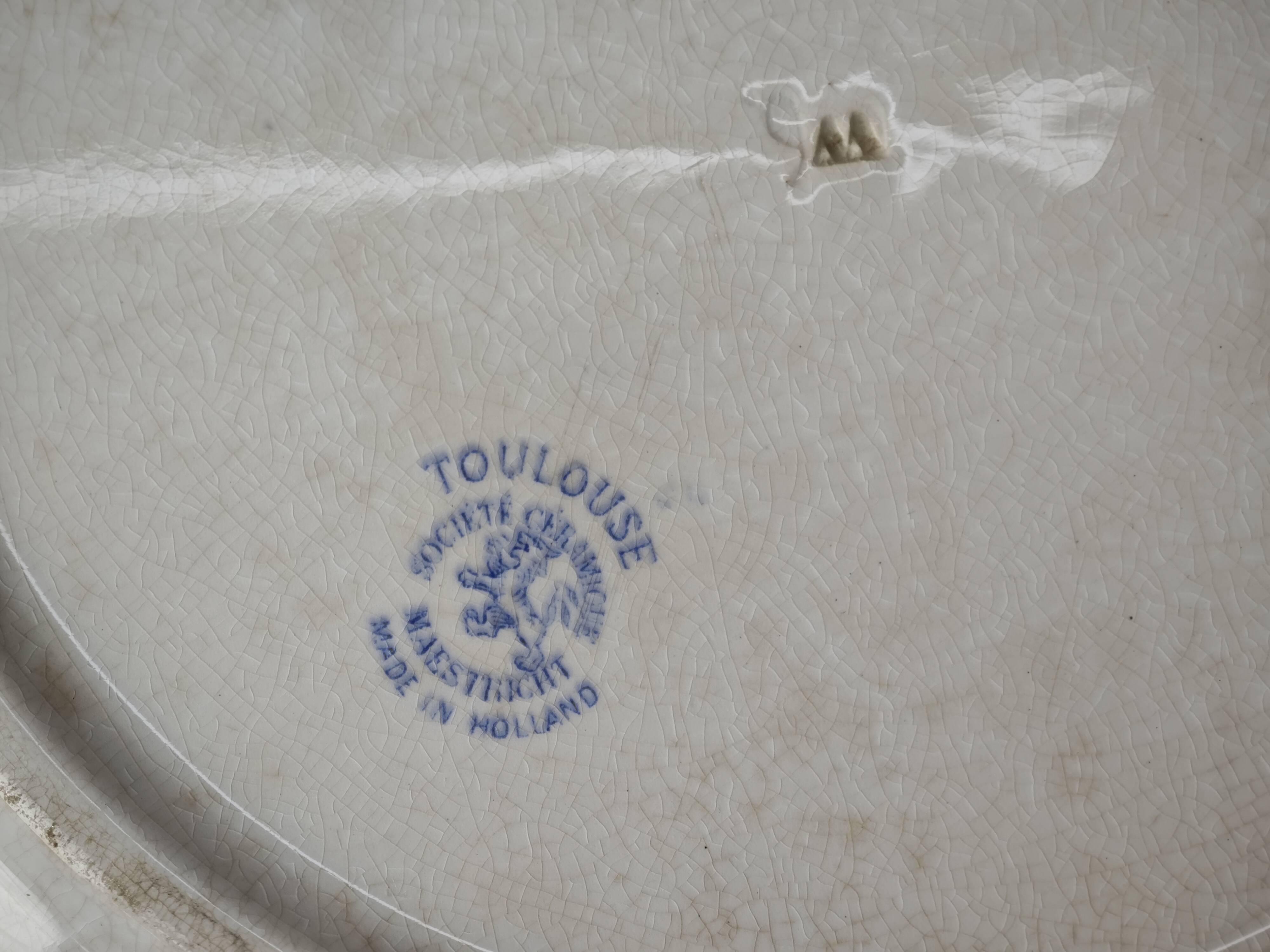 Round plate Maastricht Holland Terre de Fer model Toulouse
