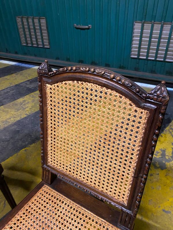 Chaises cannées style Louis 16