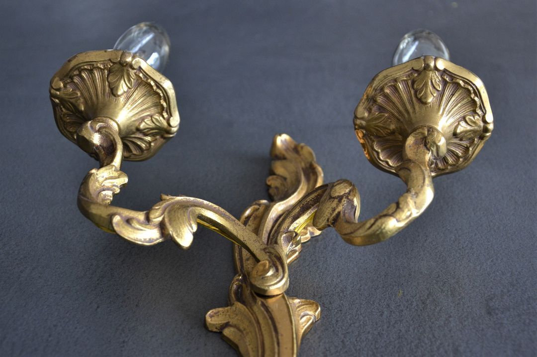 Wall lamp in twisted golden bronze baroque 2 lights