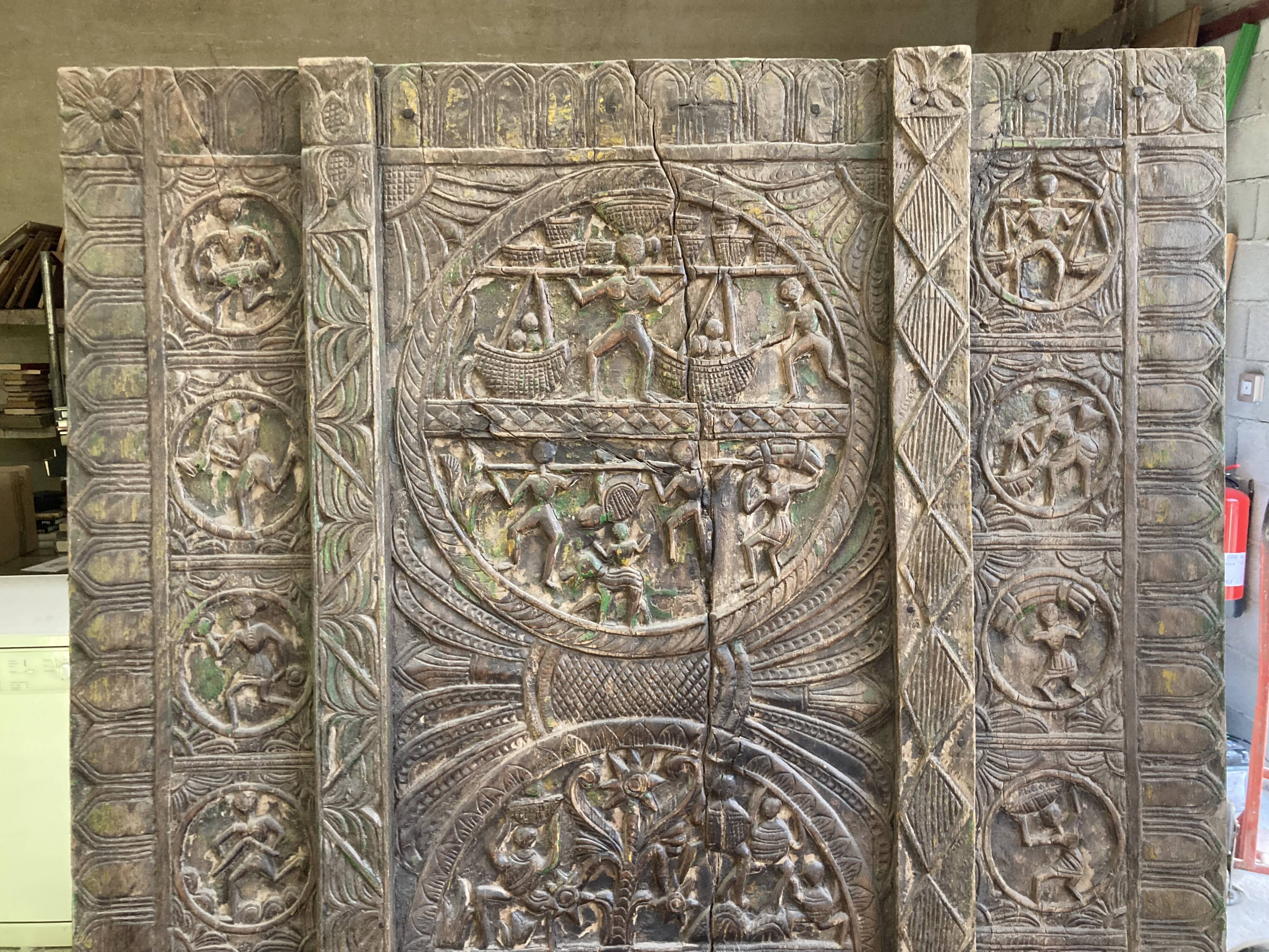 Large panel of indian carved wood nineteenth century