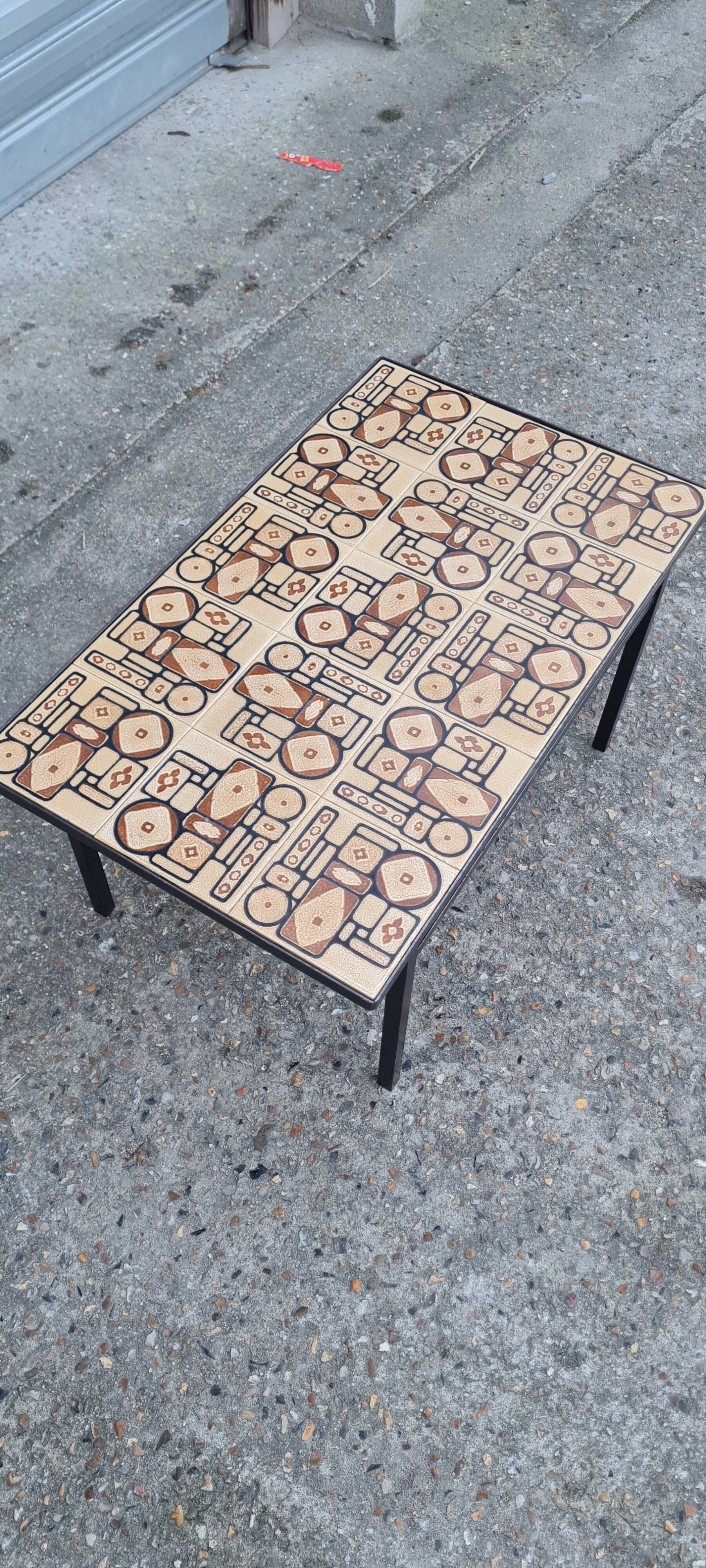 Ceramic coffee table