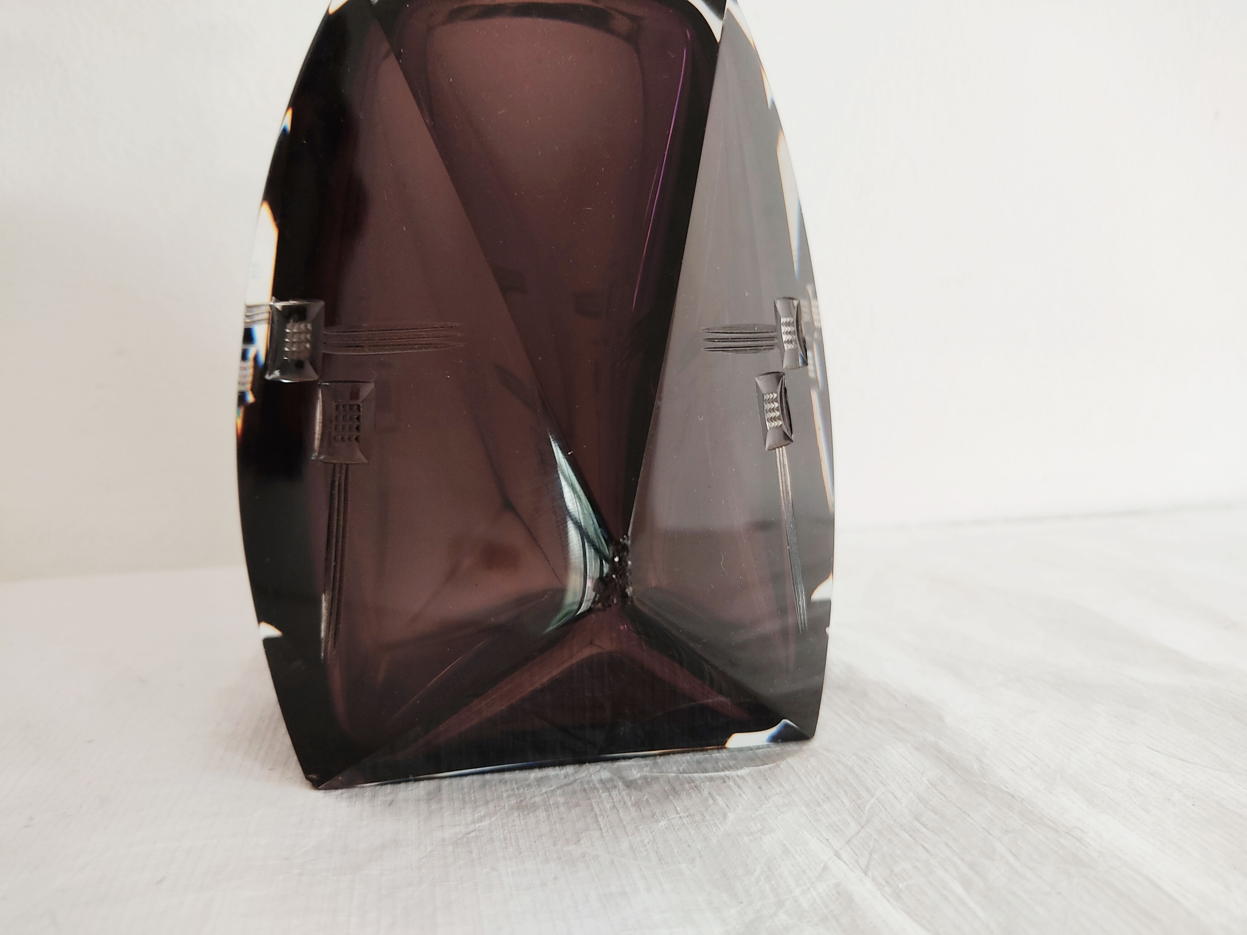 Val Saint Lambert crystal amethyst-coloured carafe