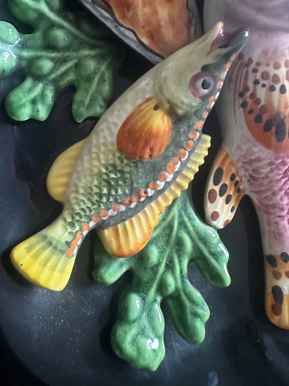 trompe l'oeil plate - Vallauris Majolica - Fish/Seafood -