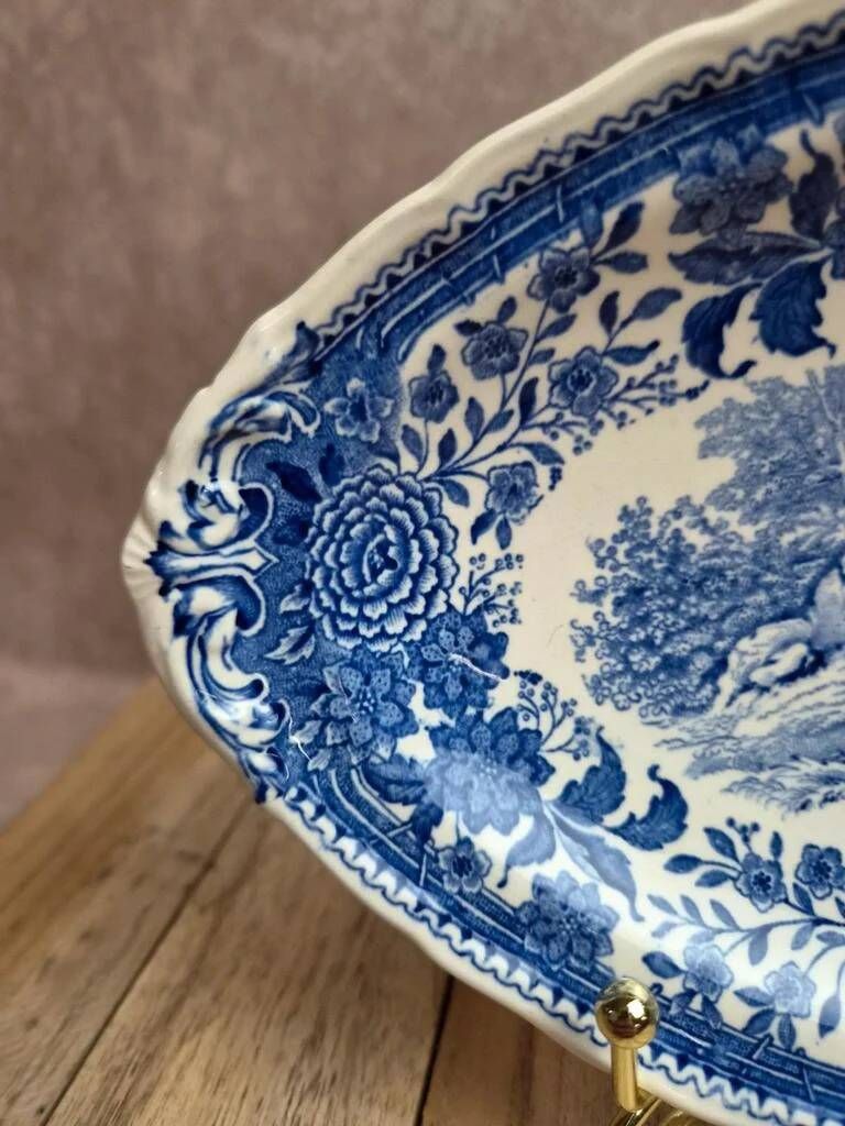 Old Ravier Villeroy & Boch Burgenland – Blue landscape and flower decoration