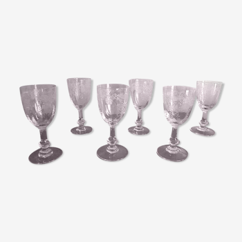 6 glasses of crystal liquor St Louis chiseled patterns not signed High. 12 cm