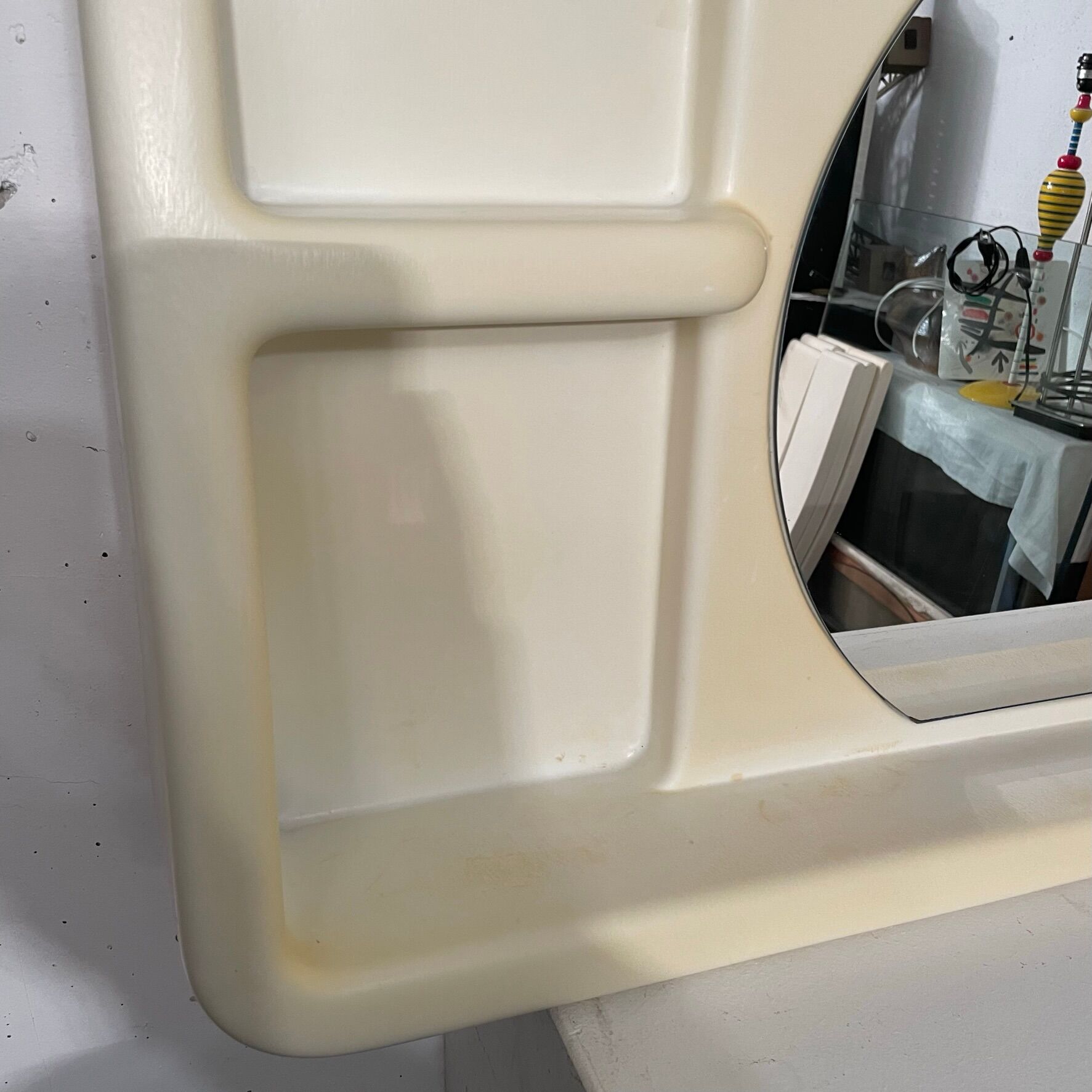 Mirror shelf, Meurop 1970