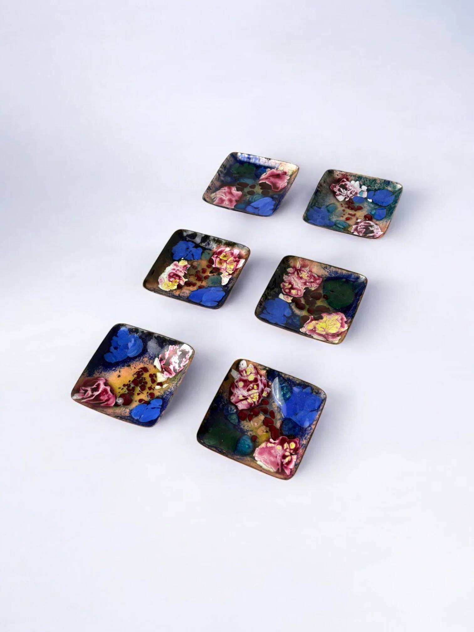 Set of 6 modernist enamel soy dishes by J. Capo Esmaltes, Spain, 1970s