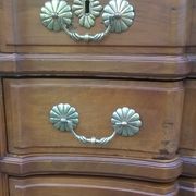 Crossbow chest of drawers in walnut, 17th century, Louis XV