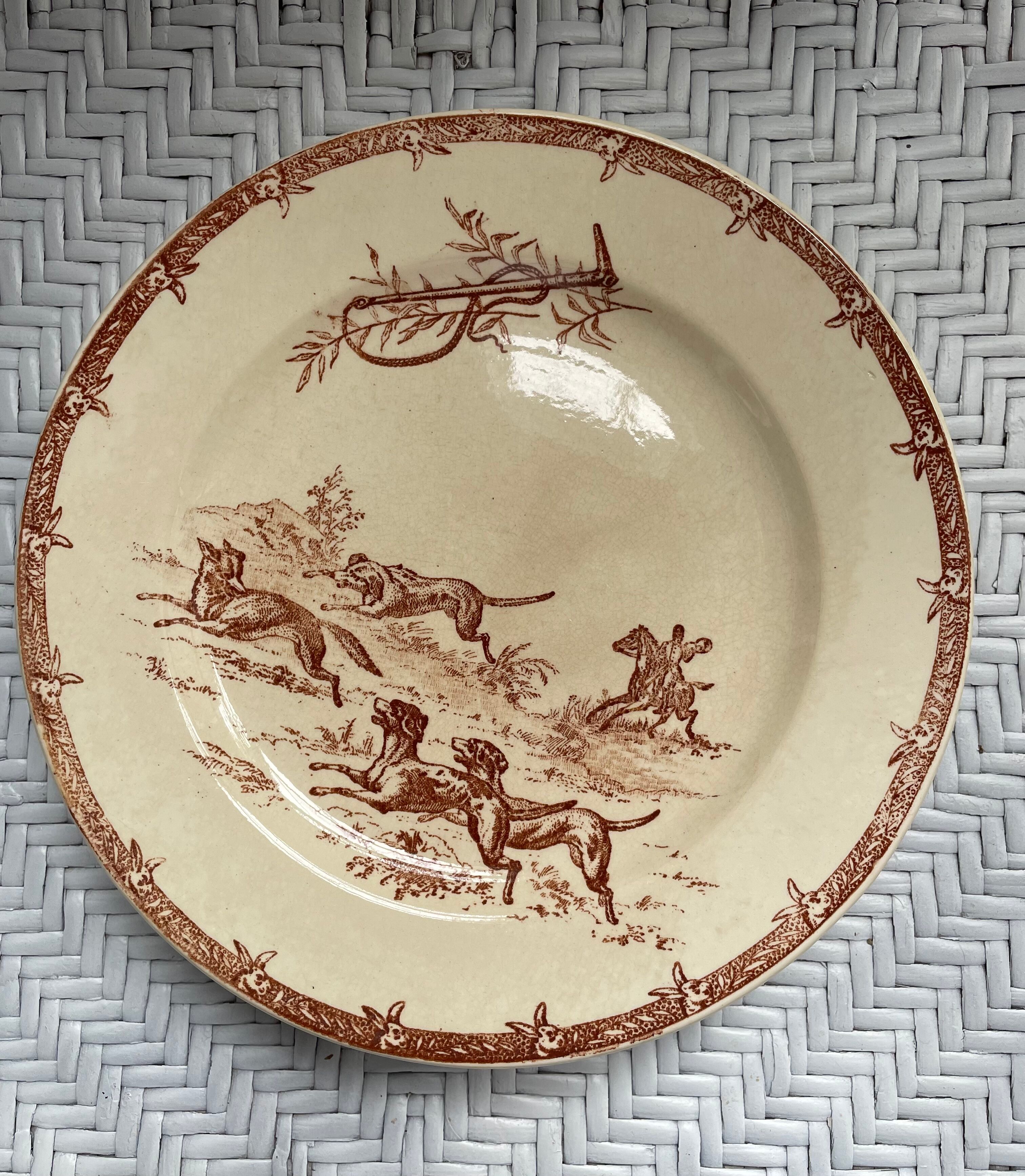 Flat plates iron earth hunting scene vieillard