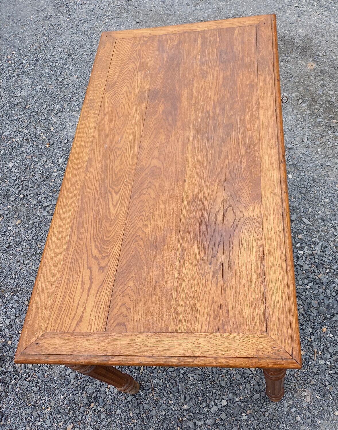 Old oak table or desk 2 drawers