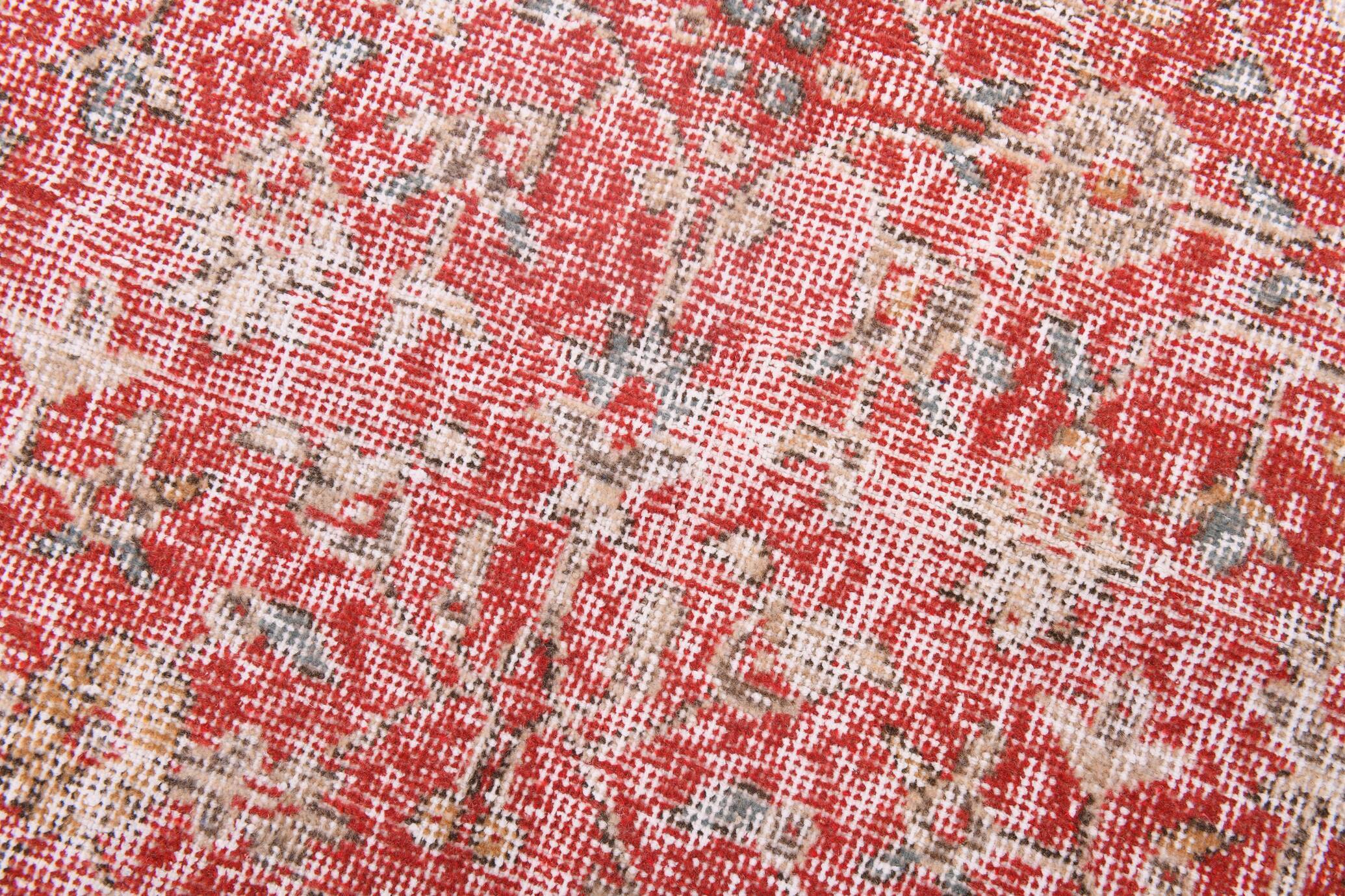 6x10 red classic floral vintage rug 314x197cm