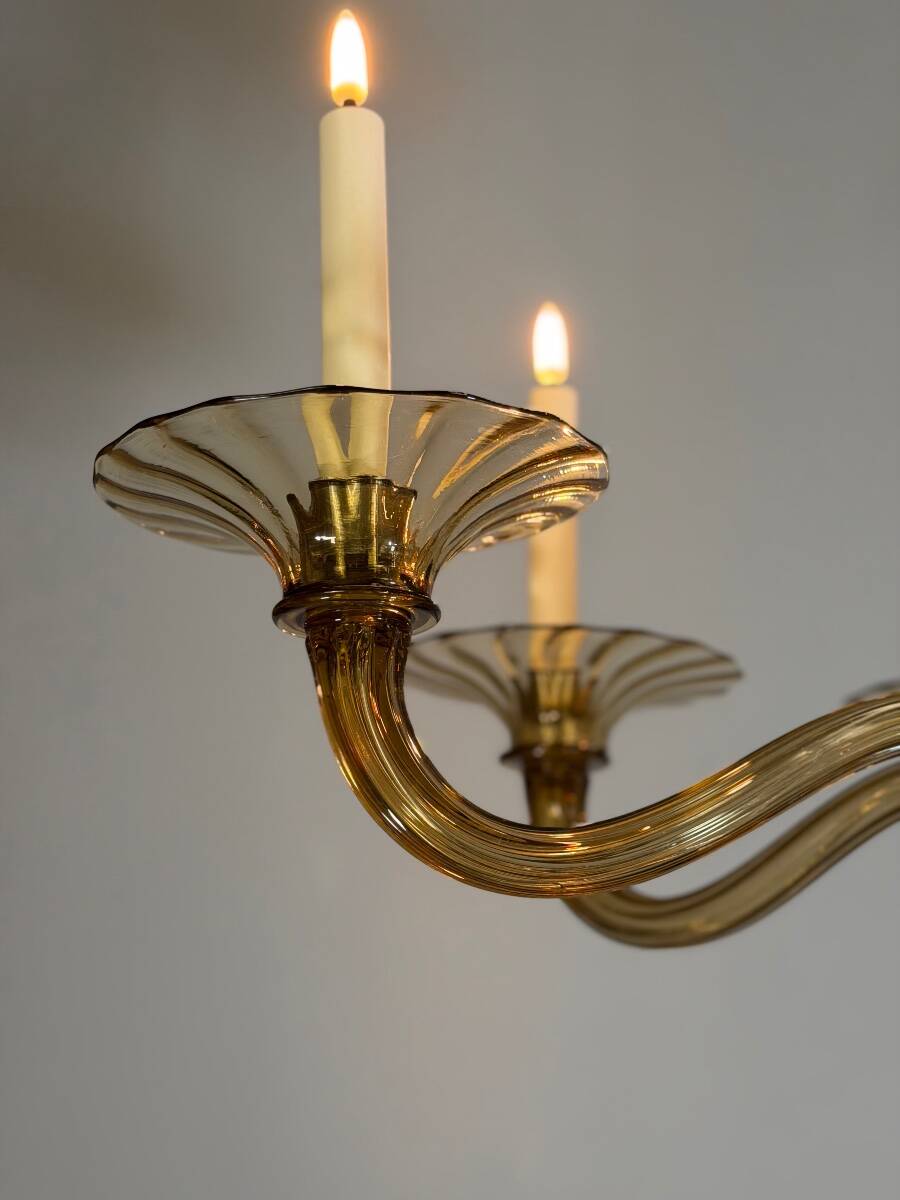 Venetian chandelier in gilded Murano glass by Venini circa 1920, 6 light arms.