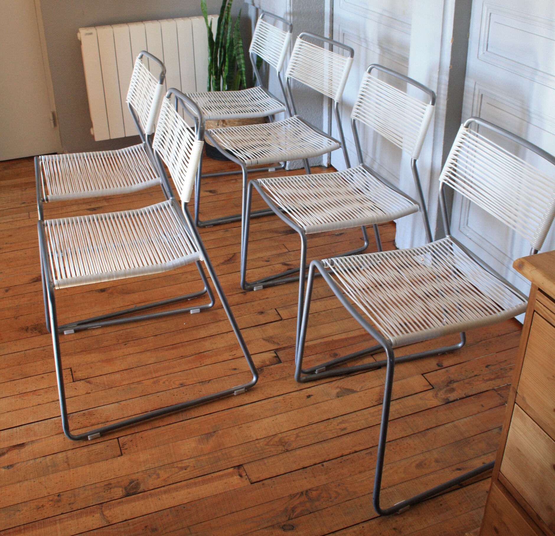 Set of 6 spaghetti chairs ikea