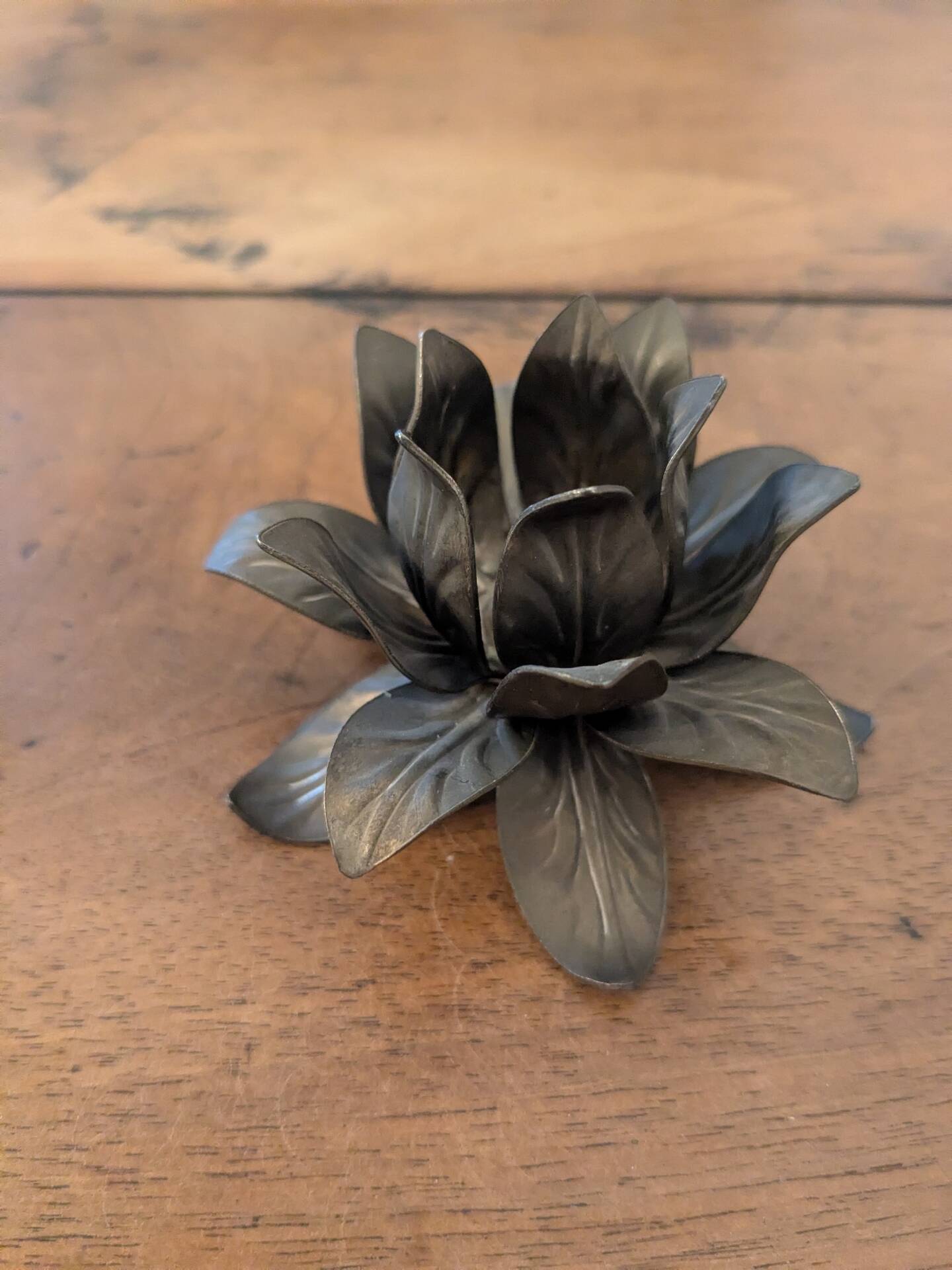 Lotus flower candle holders