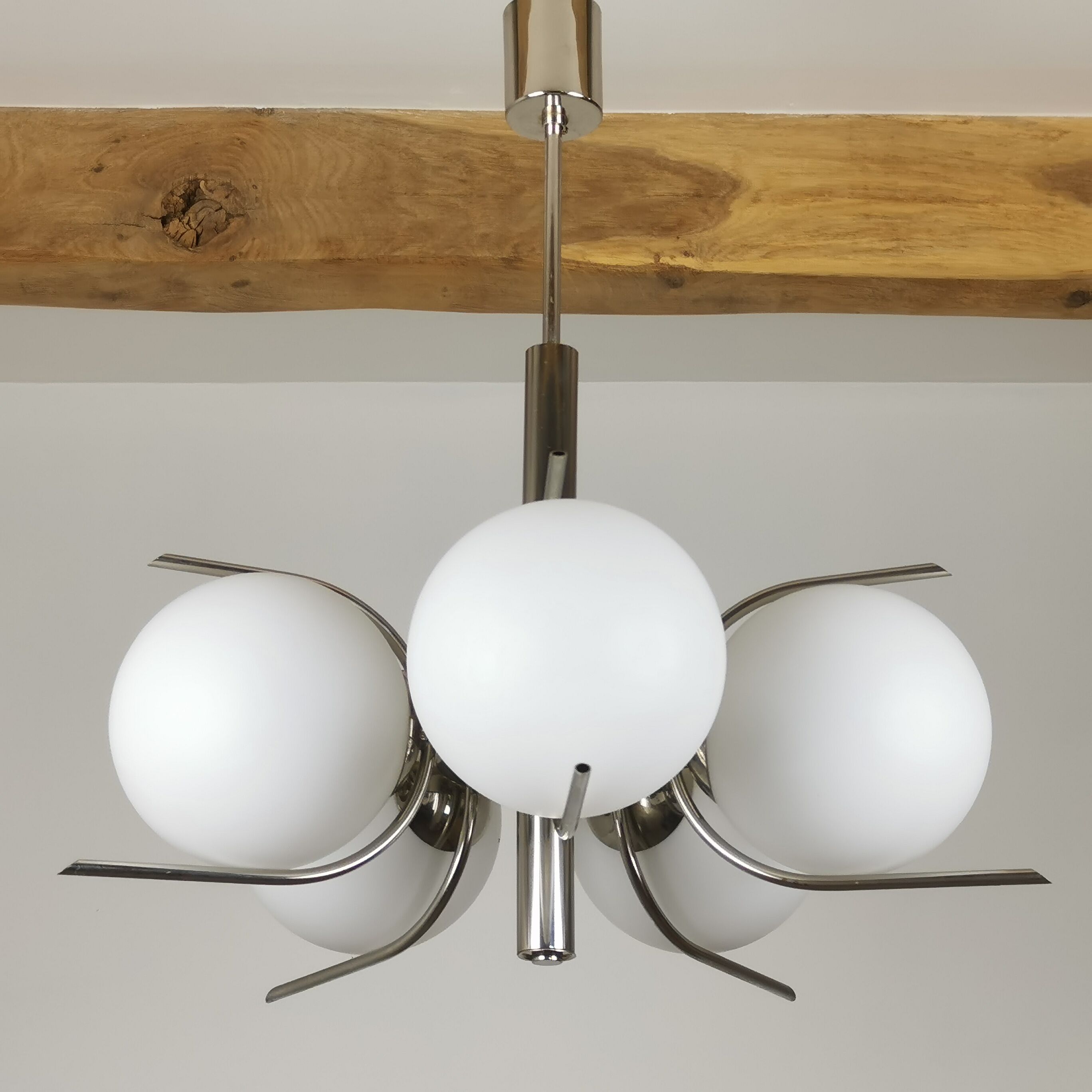 Chandelier chrome and opaline 70
