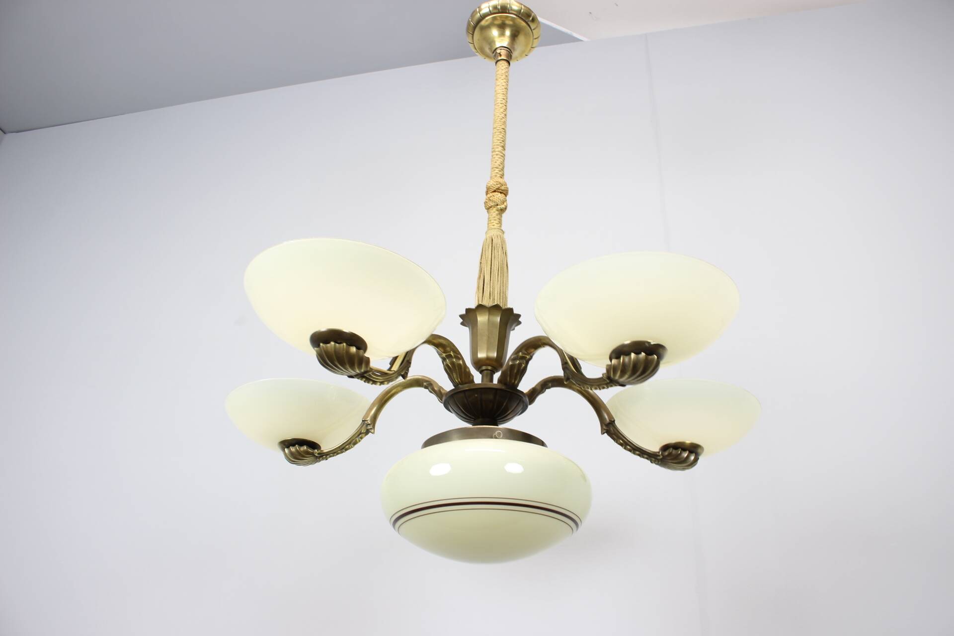 Lustre Art nouveau en laiton et verre, 1910s