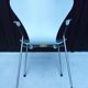 Chaise grise Mod. 3207 Arne Jacobsen