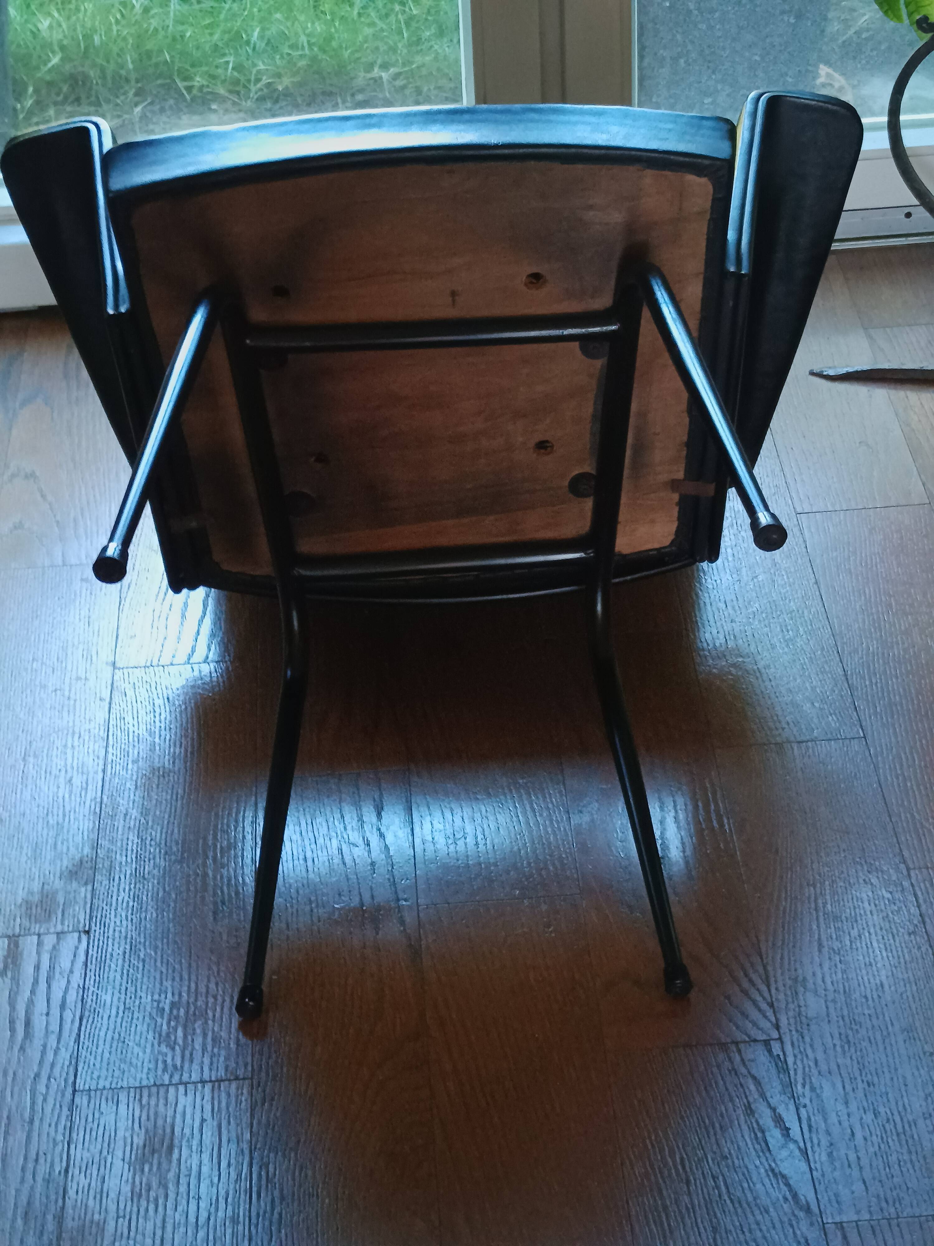 vintage modernist armchair from the 50s/60s