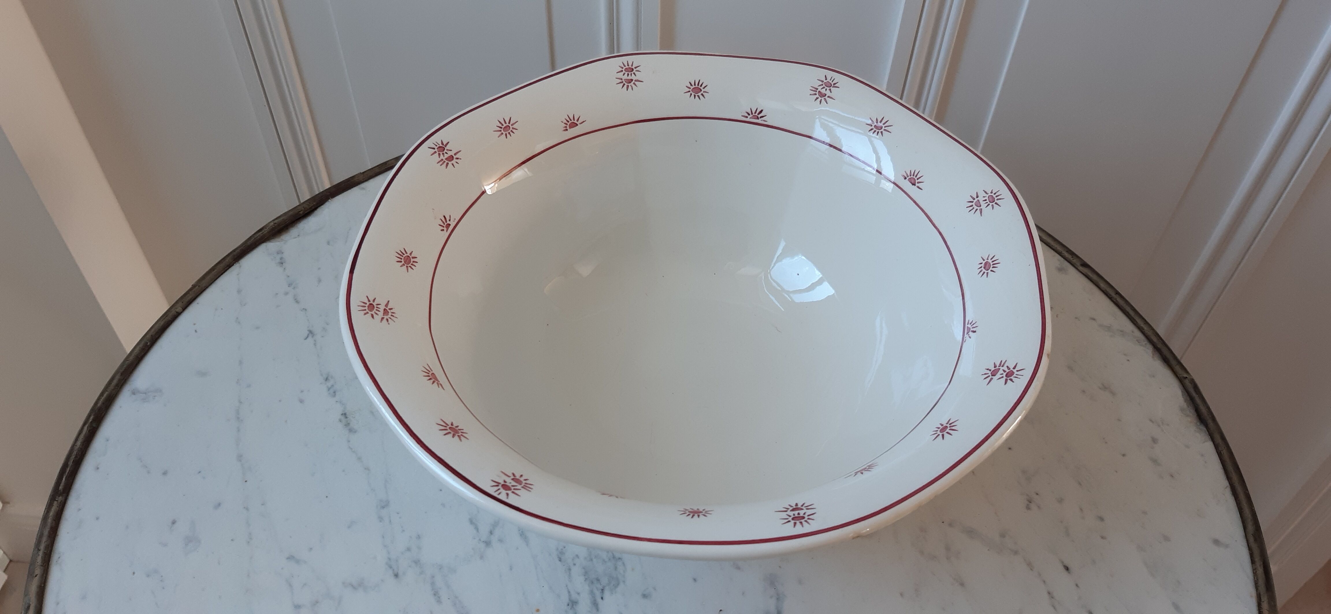 Salad bowl Digoin Sarreguemines model "Andrée" years 30-40