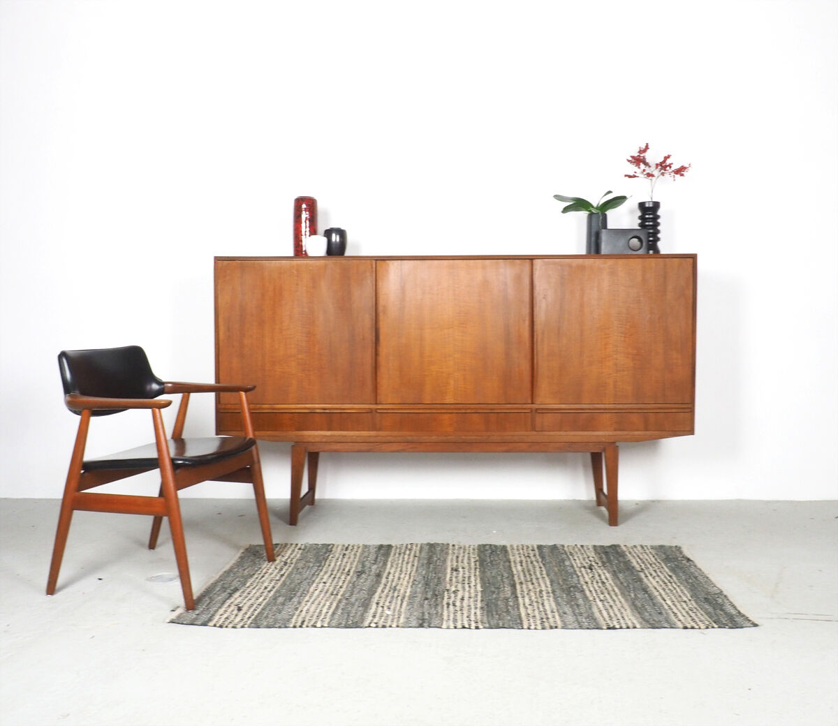 Danish teak sideboard with sliding doors, 1960
