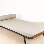 Cleapatra daybed by Cordemeijer for Auping. 1953. New upholstery.