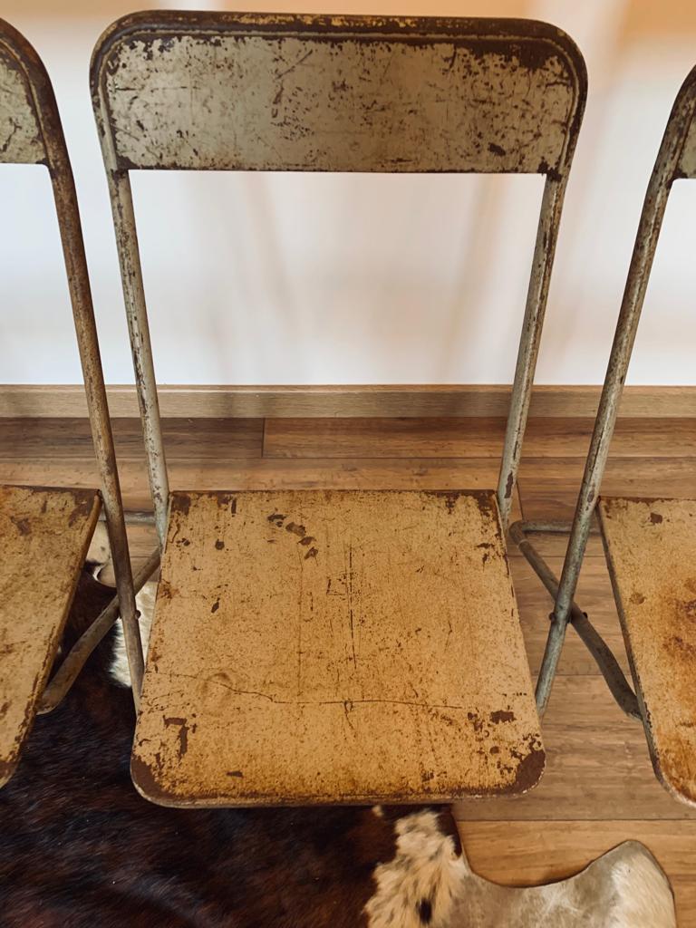 Ensemble de 5 chaises métalliques pliantes