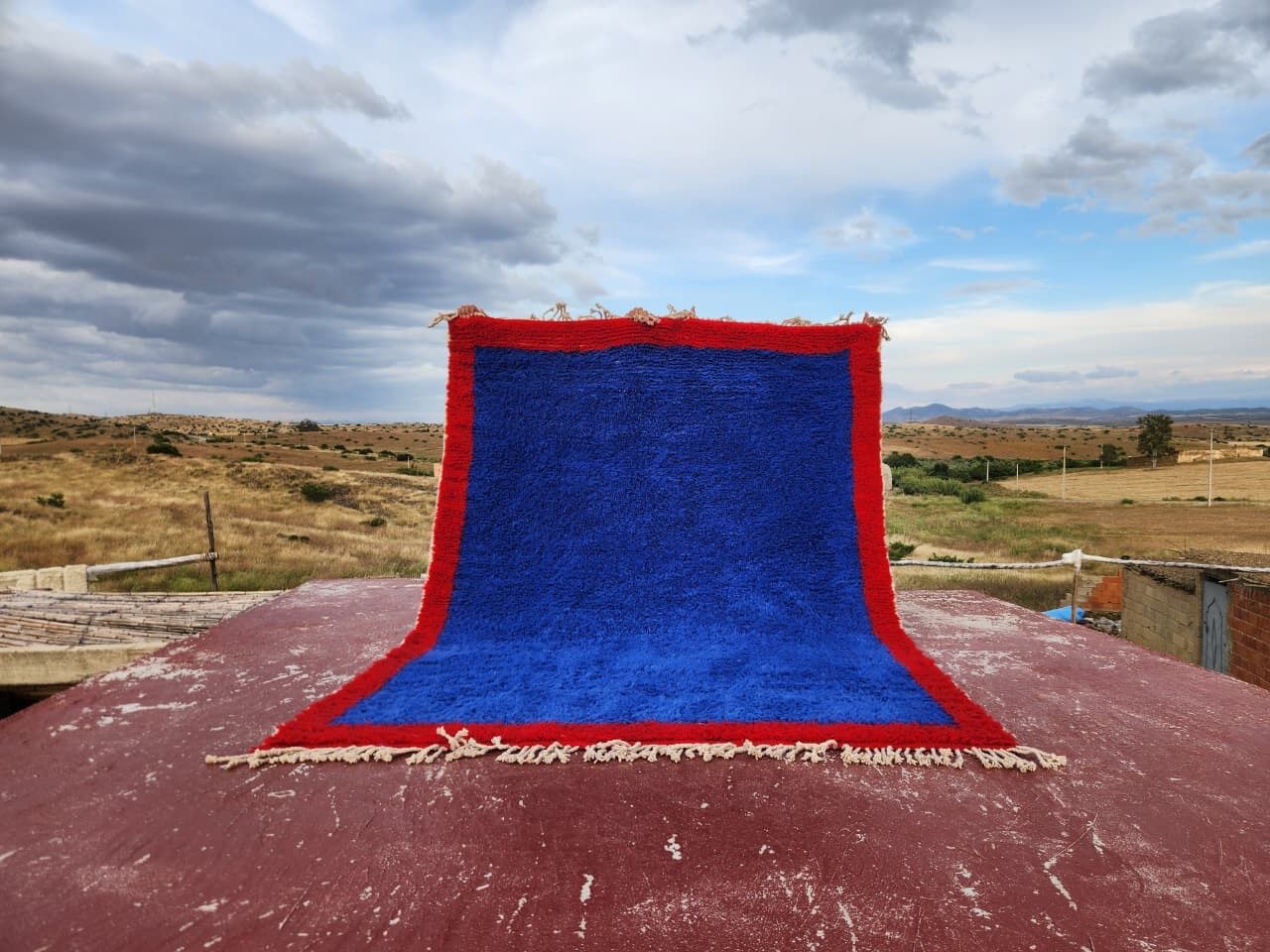 Authentic Beni Ouarain rug 250 x 180 cm – Cobalt blue and red – Piece