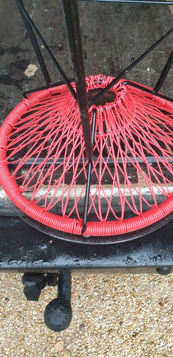 Table basse scoubidou