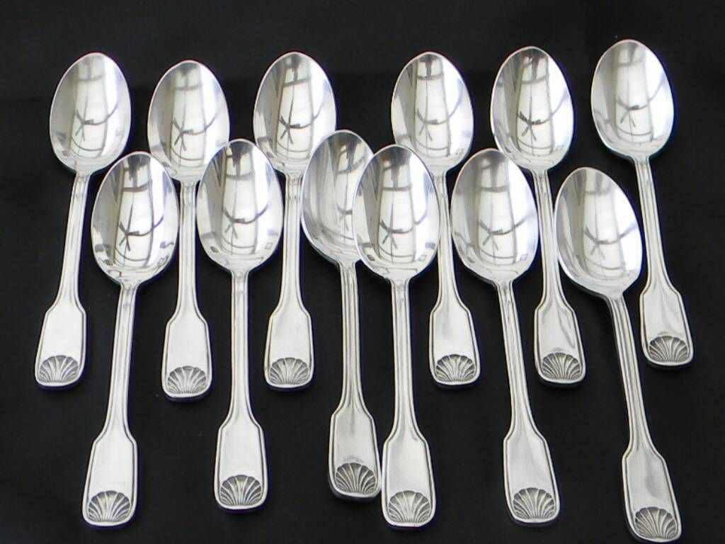 Set of 12 silver-plated mocha spoons.