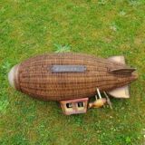 Zeppelin for hanging decoration