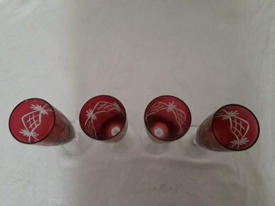 5 engraved glass champagne cups