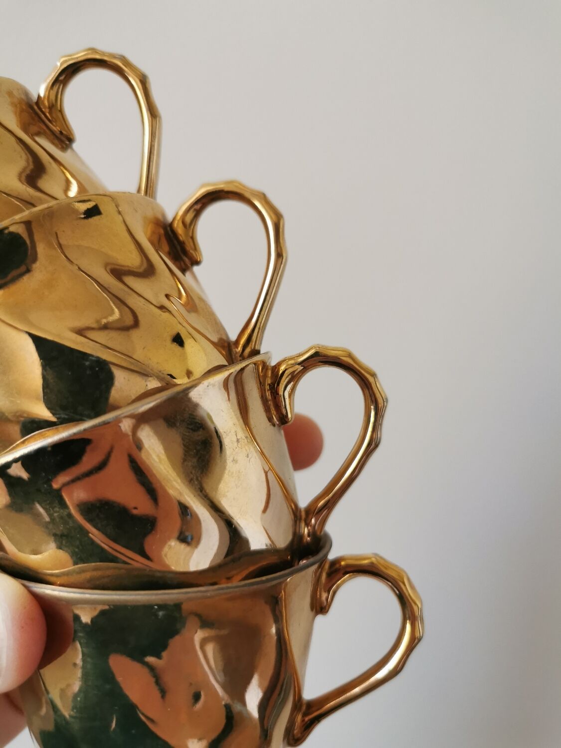 Vintage golden porcelain cups