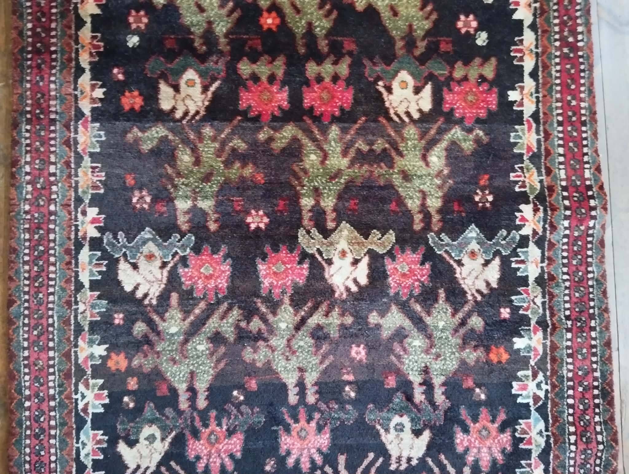 Handmade Persian Chahsavan rug 158x117cm