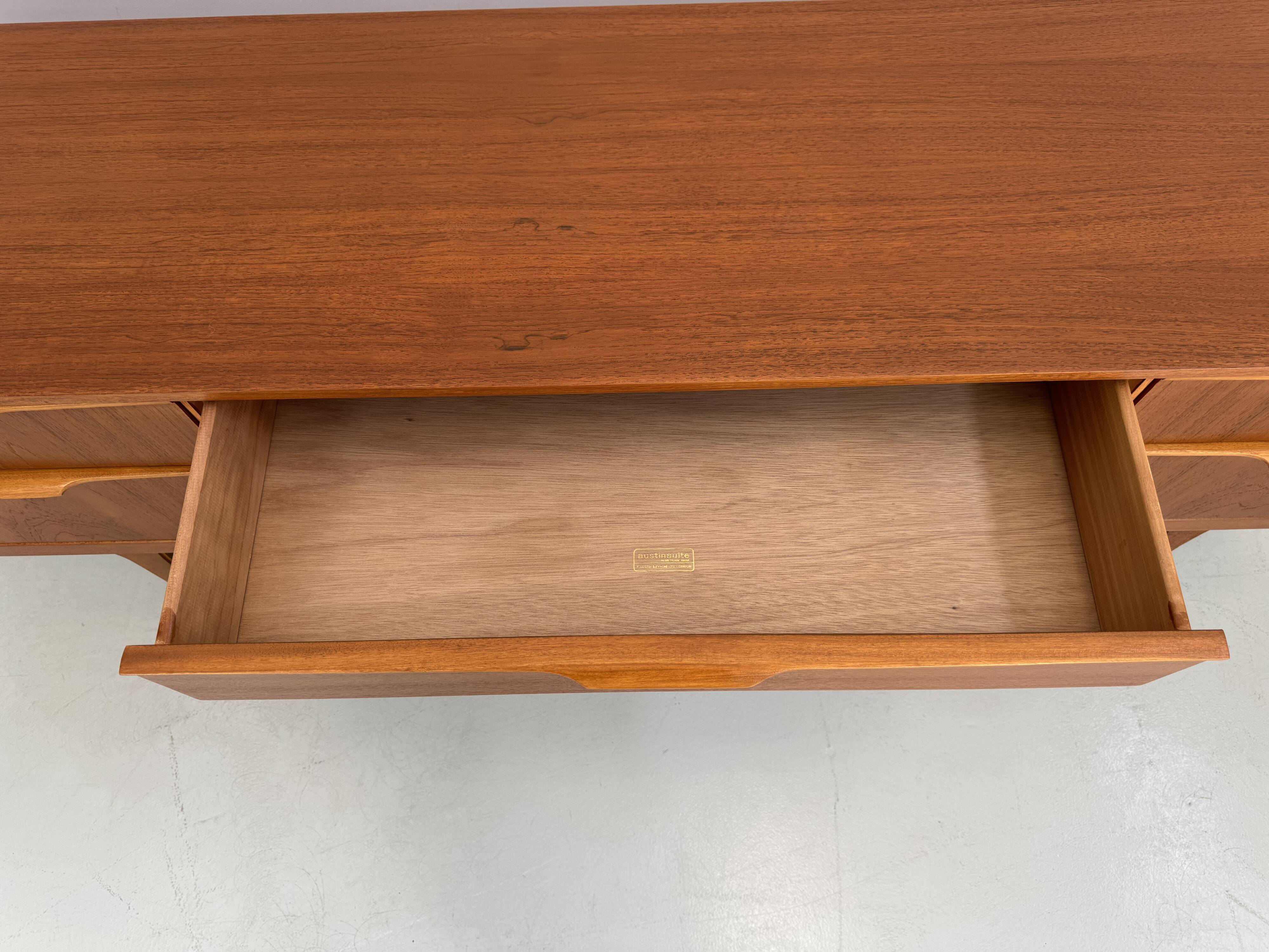 Vintage 6-drawer sideboard by Austinsuite, designed by Frank Guille i