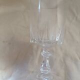10 verres à vin en cristal gravé