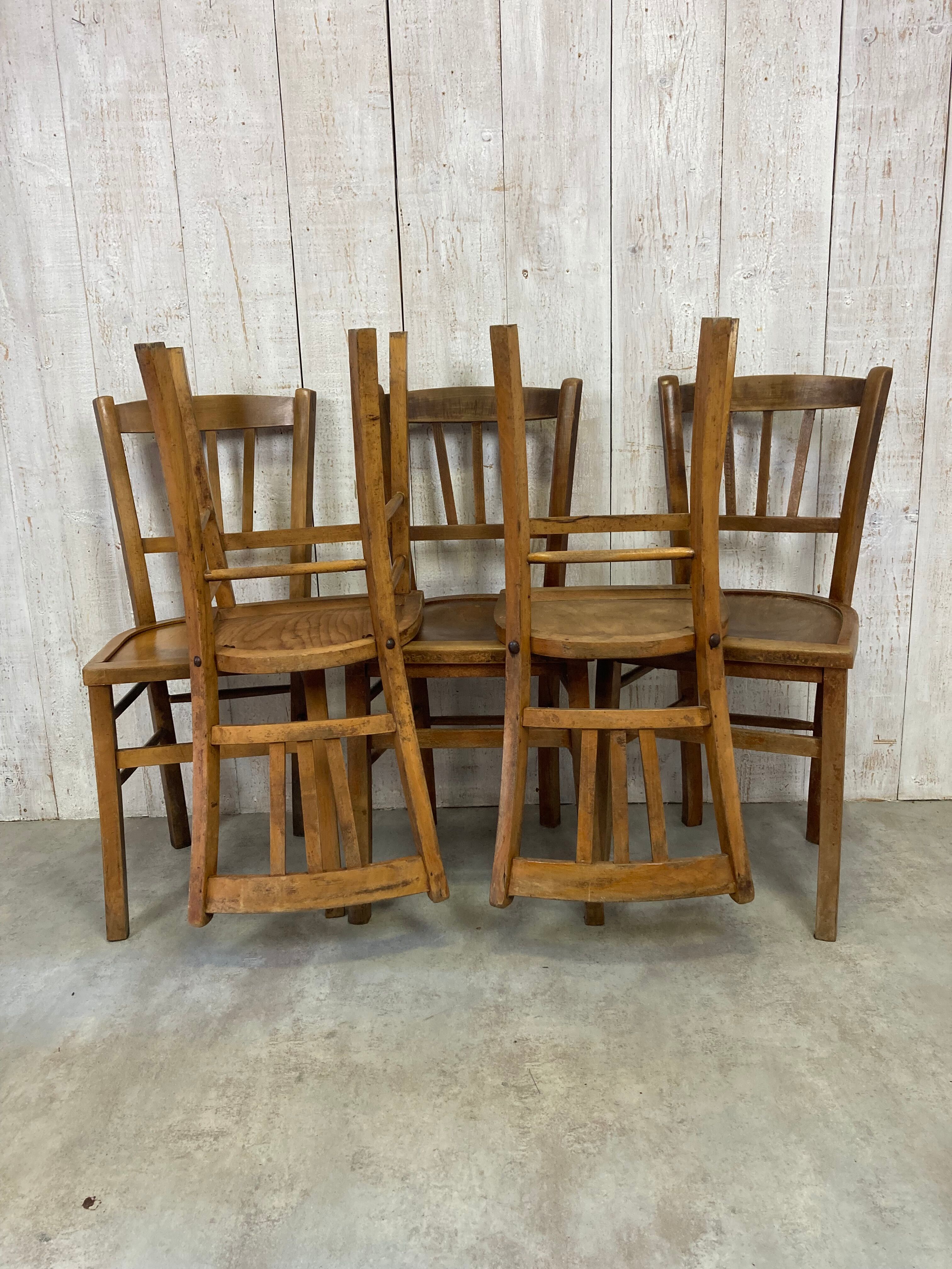 Chaises bistrot dépareillées x5
