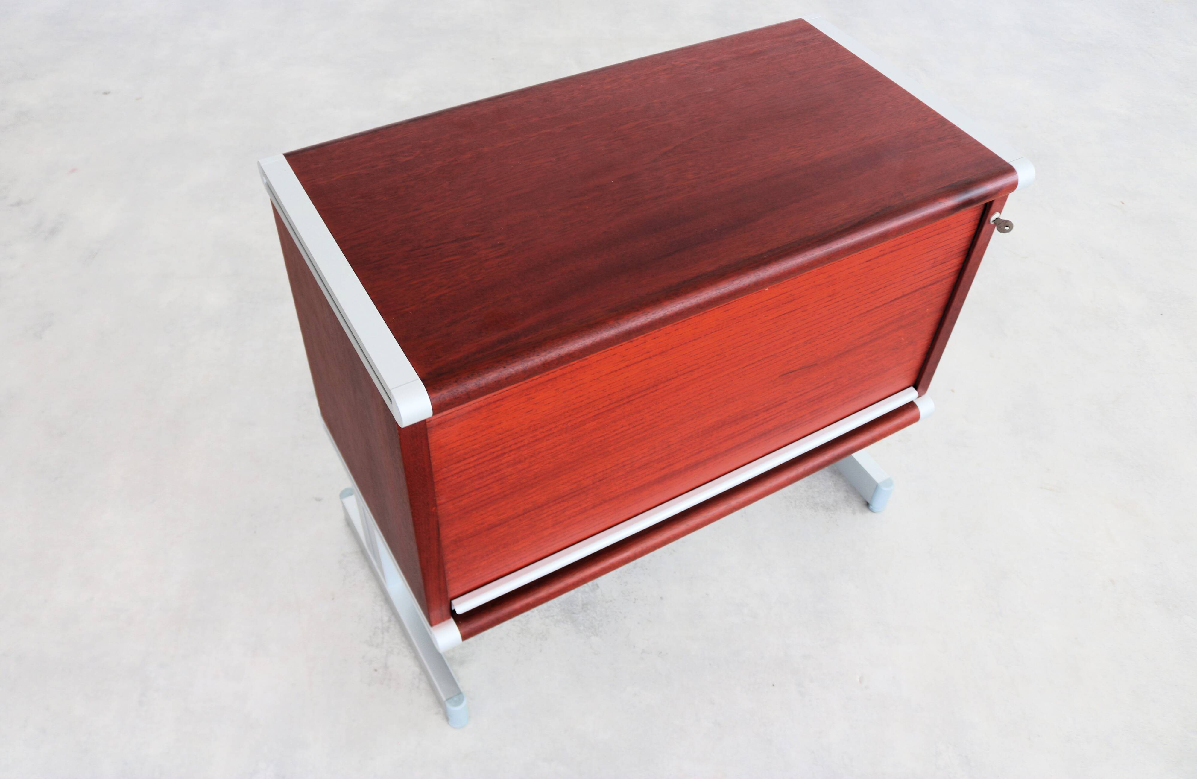 Classeur vintage | armoire | mobilier de bureau | années 1970