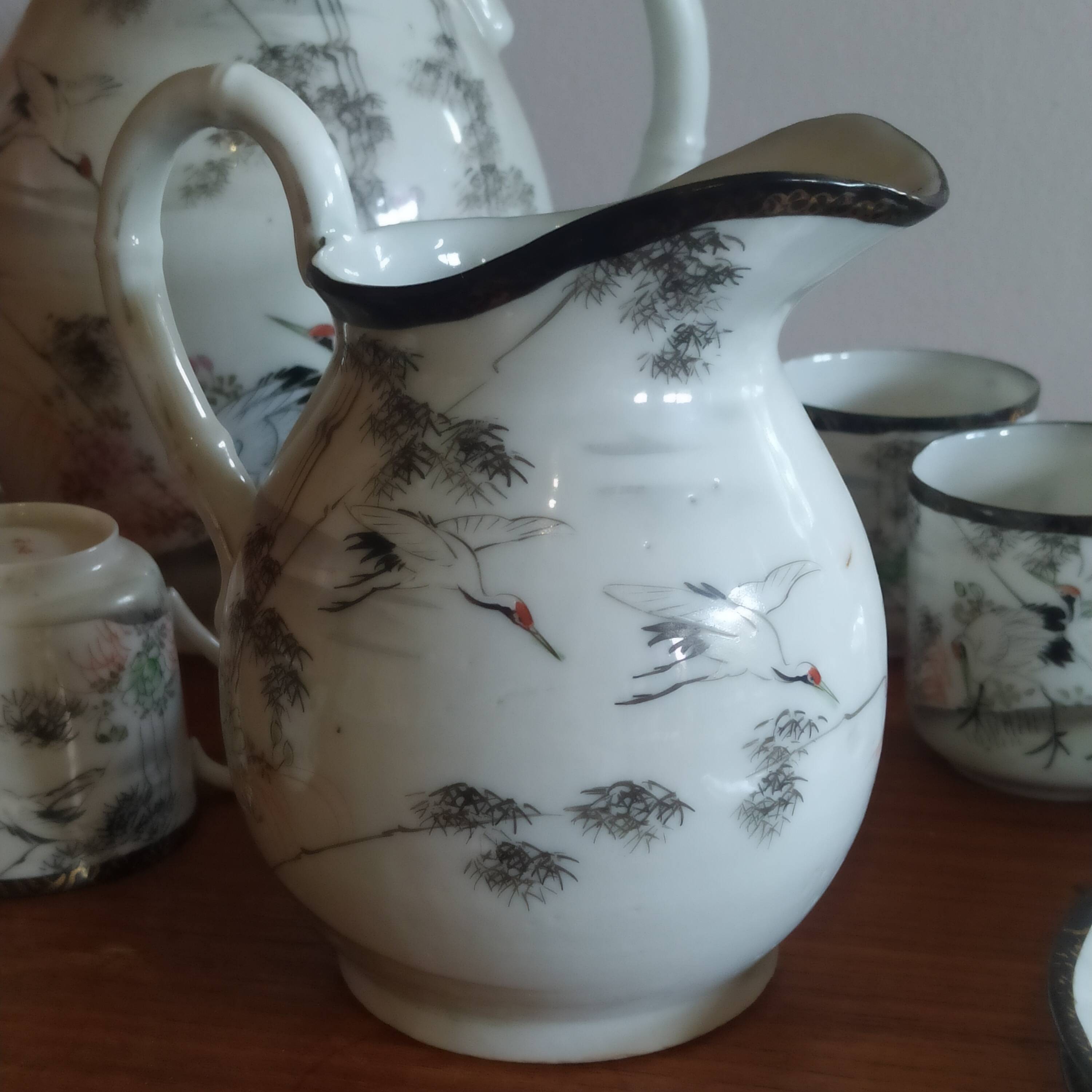 Kutani porcelain coffee service from Japan, early 19th century