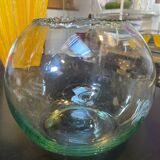 Vase boule ancien vert soufflé