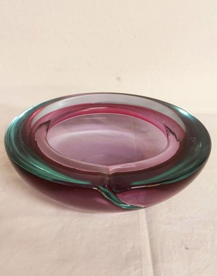 Cendrier en verre de Murano. Italie, années 1970.