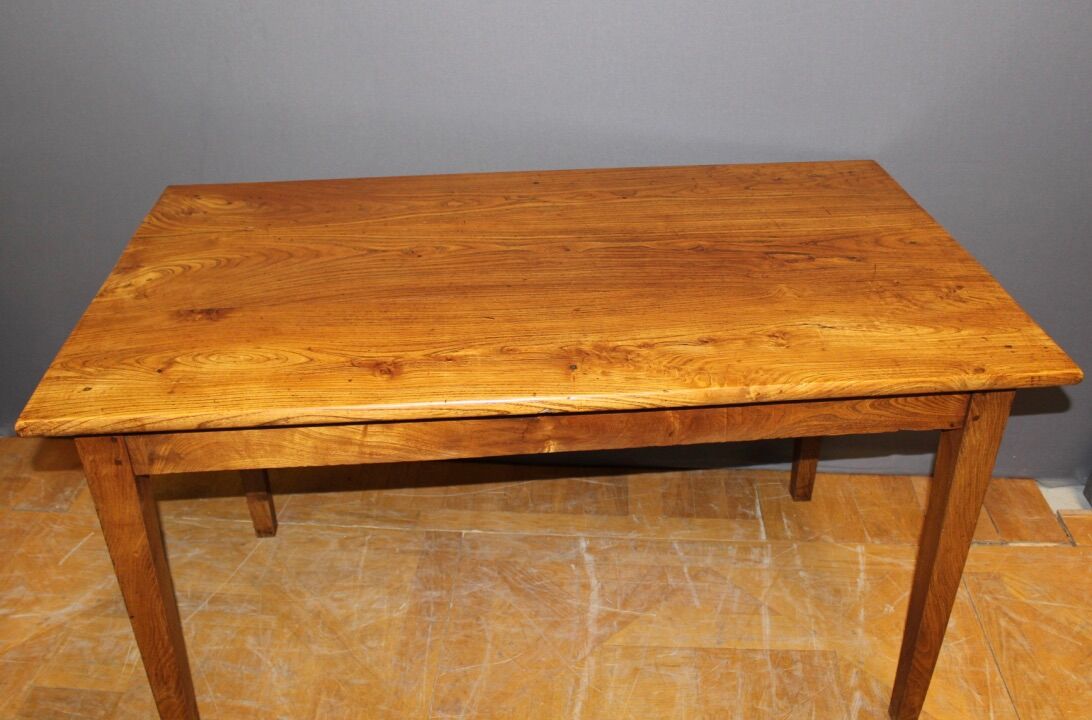 Elm bistro table late XIX