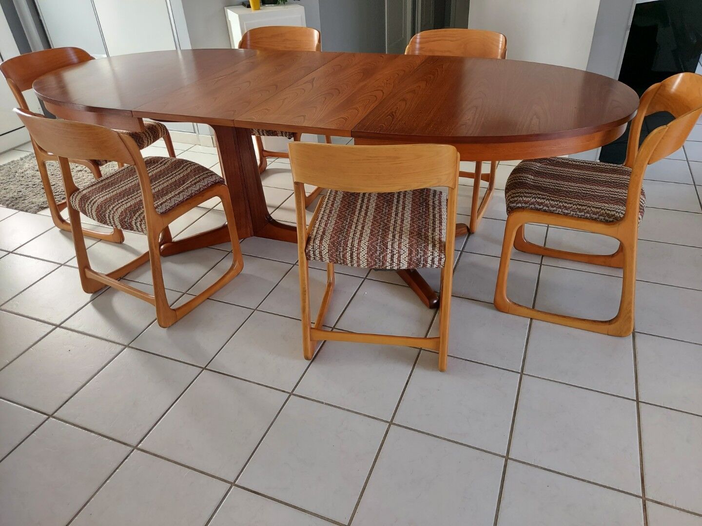 Vintage Baumann 1970s extendable table