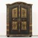 Armoire de mariée peinte à l'art populaire