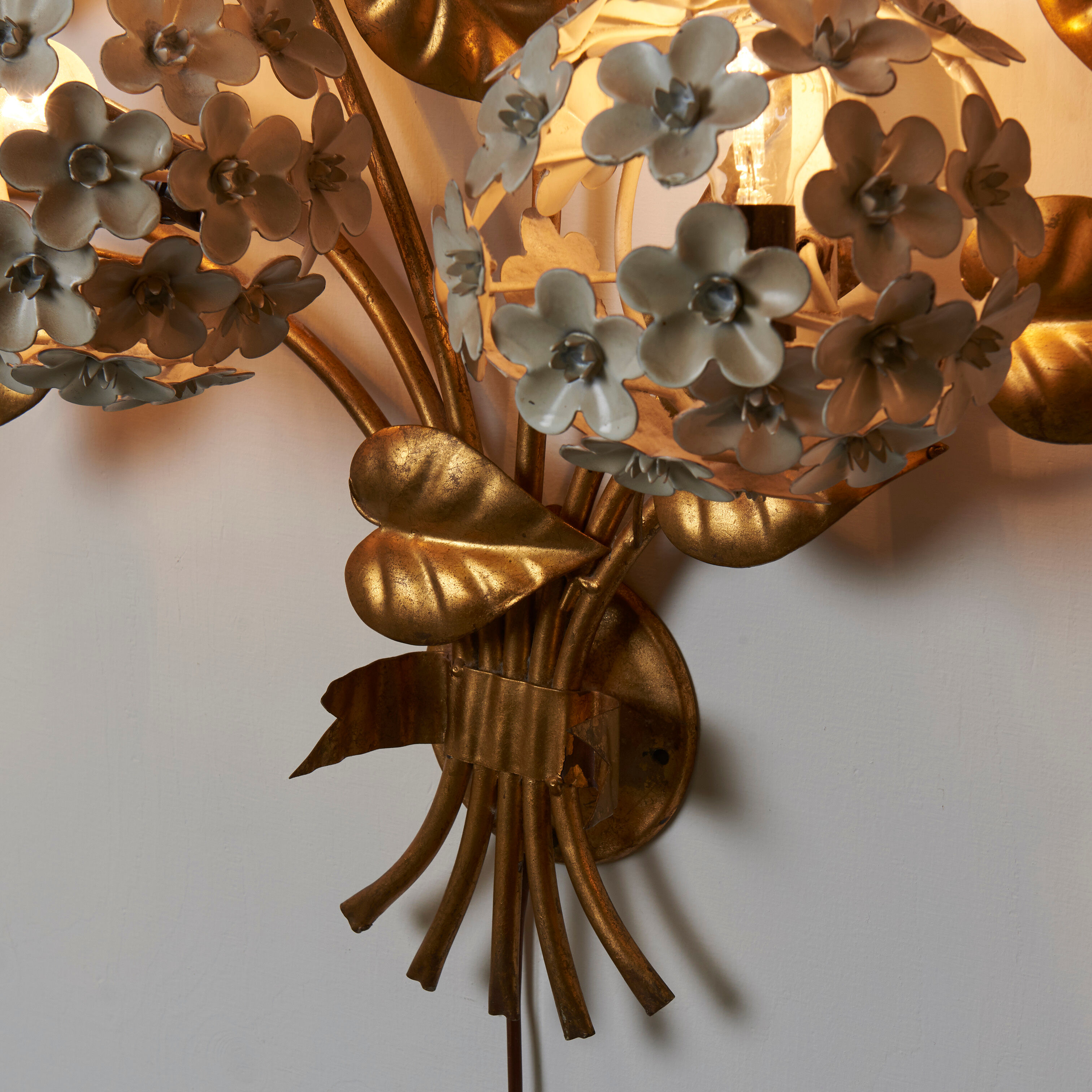 Vintage hydrangea wall lamp, 1950s