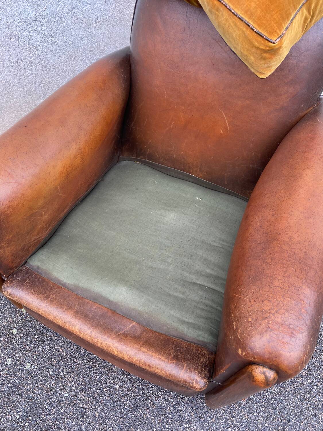 Leather club chair