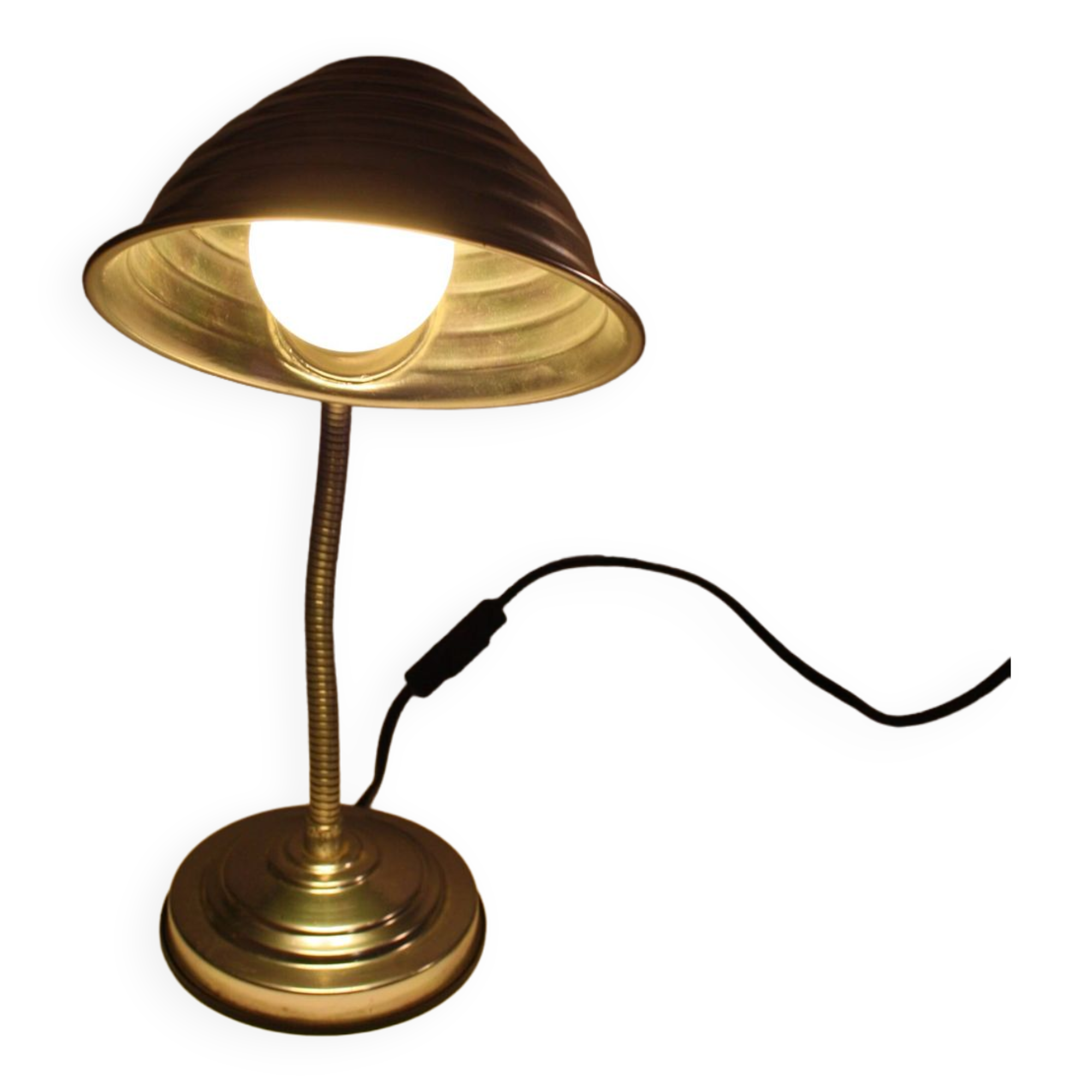 Vintage articulated desk lamp