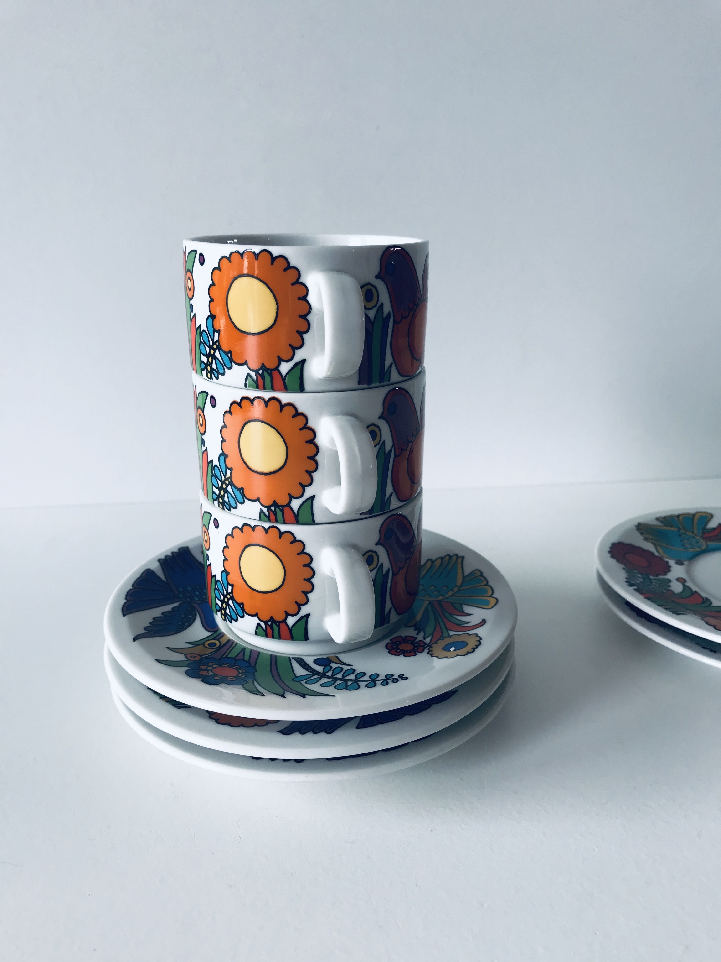 Acapulco coffee cup and saucers by Villeroy and Boch