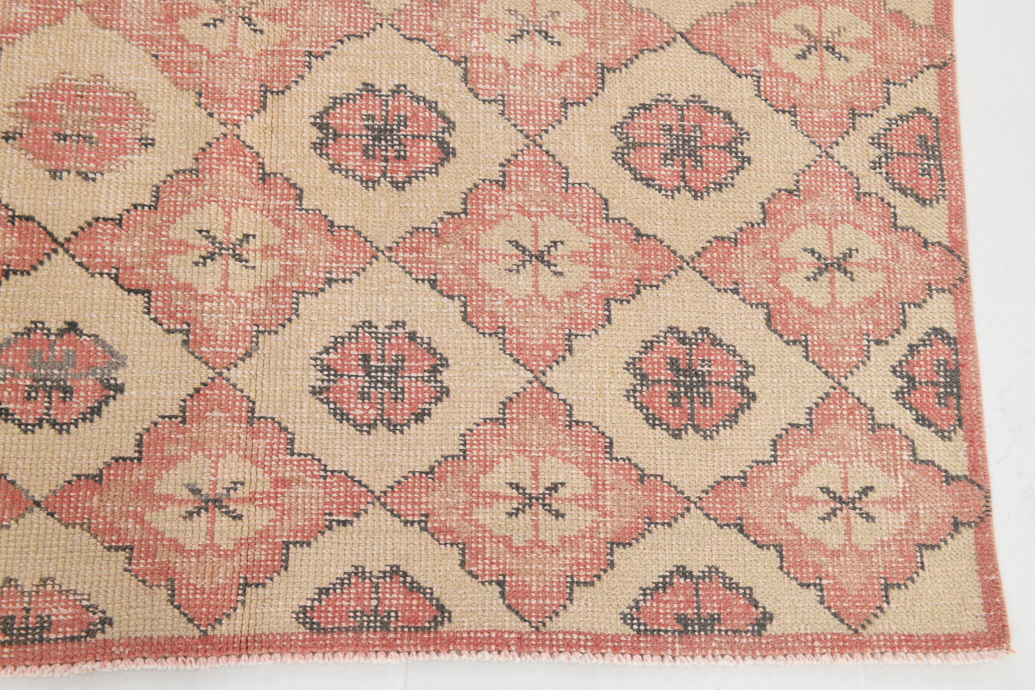 Antique handmade vintage rug 202x138cm
