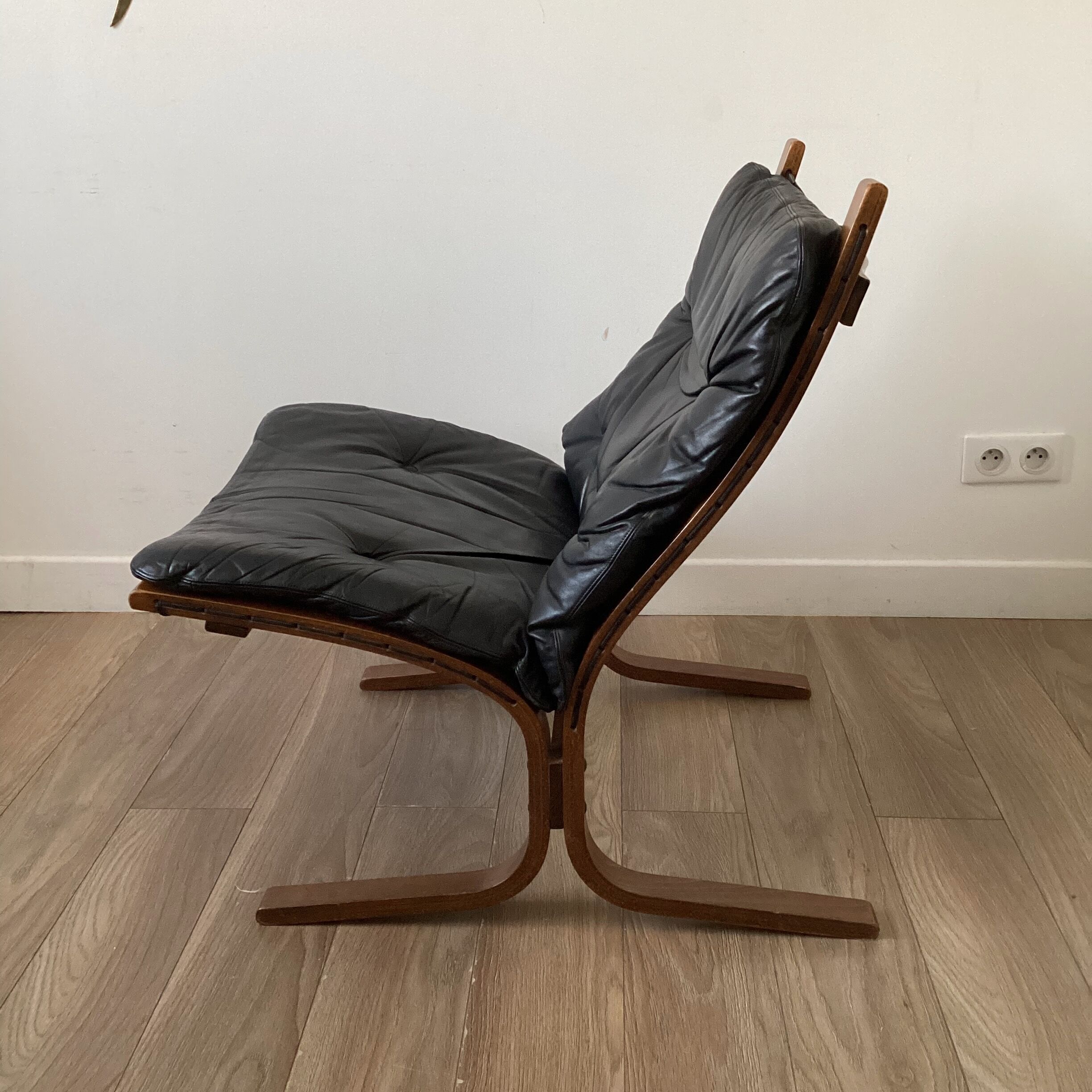 Siesta armchair by Ingmar Relling