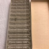 Crystal knife holder